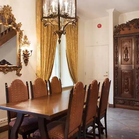 Luxury Medieval 2 Storey With Antique Furniture In Old Town Tallinn