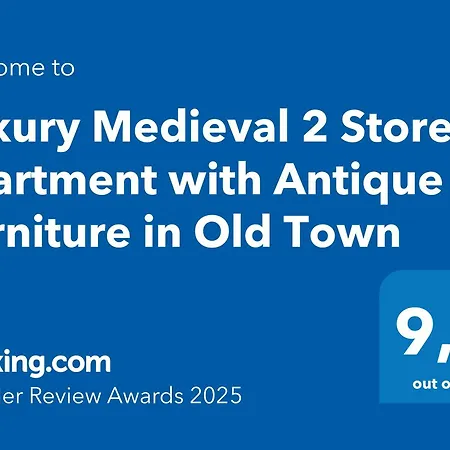 Luxury Medieval 2 Storey With Antique Furniture In Old Town *